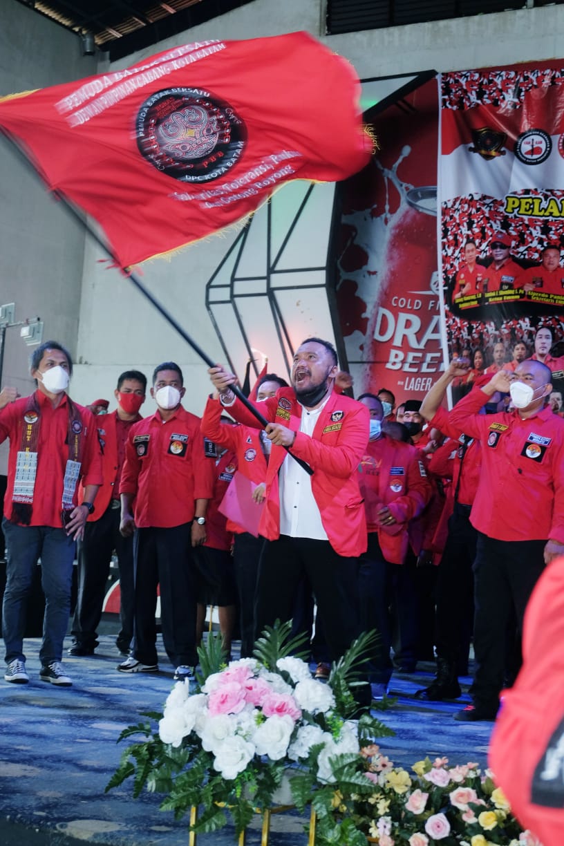 Ucok Manurung Nahkodai DPC Pemuda Batak Bersatu Kota Batam Wartarakyat