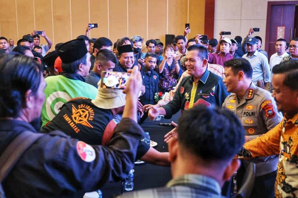 e2c775a6407e453212d8665f6c2ddab4