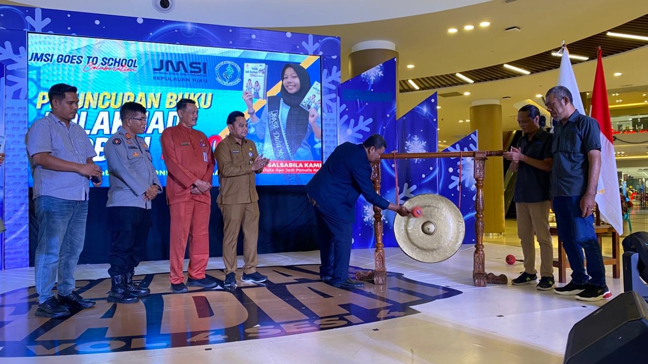 cfd75dfdf91ae32b7adb72c686832460