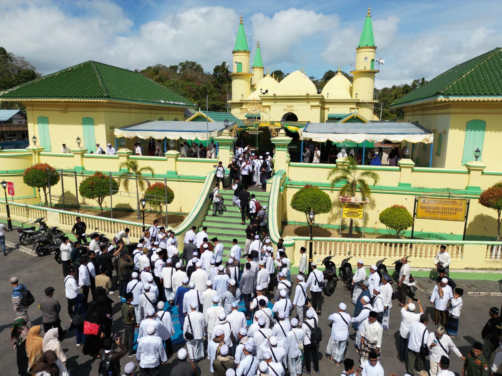 4df44e5b046fb4112b590cc1c748400c